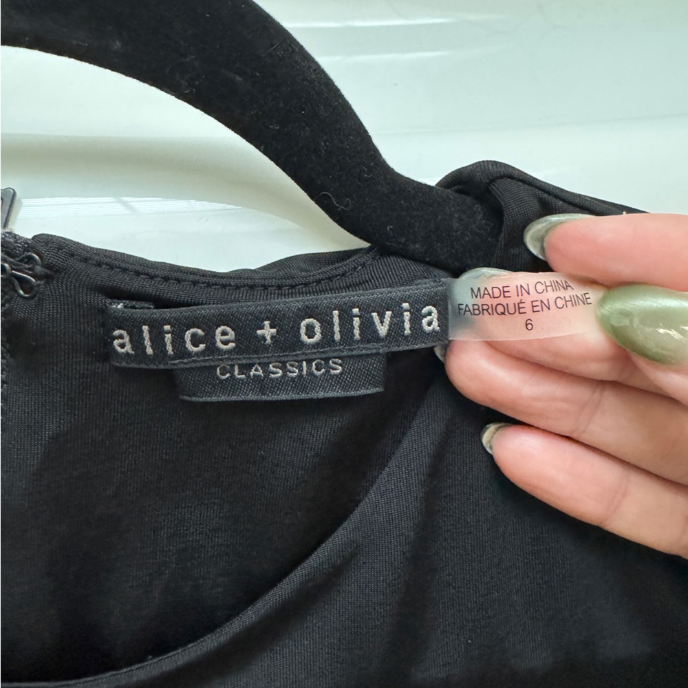 NWOT Alice + Olivia Chara Faux Leather Pleated Minidress Sz 6 - Picture 7 of 7